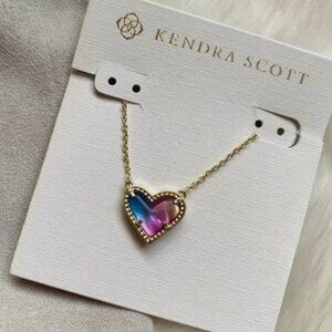 Kendra Scott Ari Heart Watercolor Illusion Gold Necklace Pendant